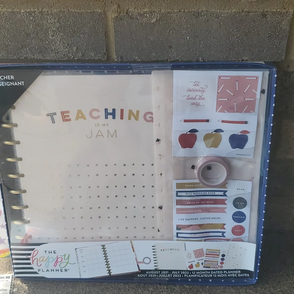 TEACHER'S DATED PLANNER & ACCESSORIES